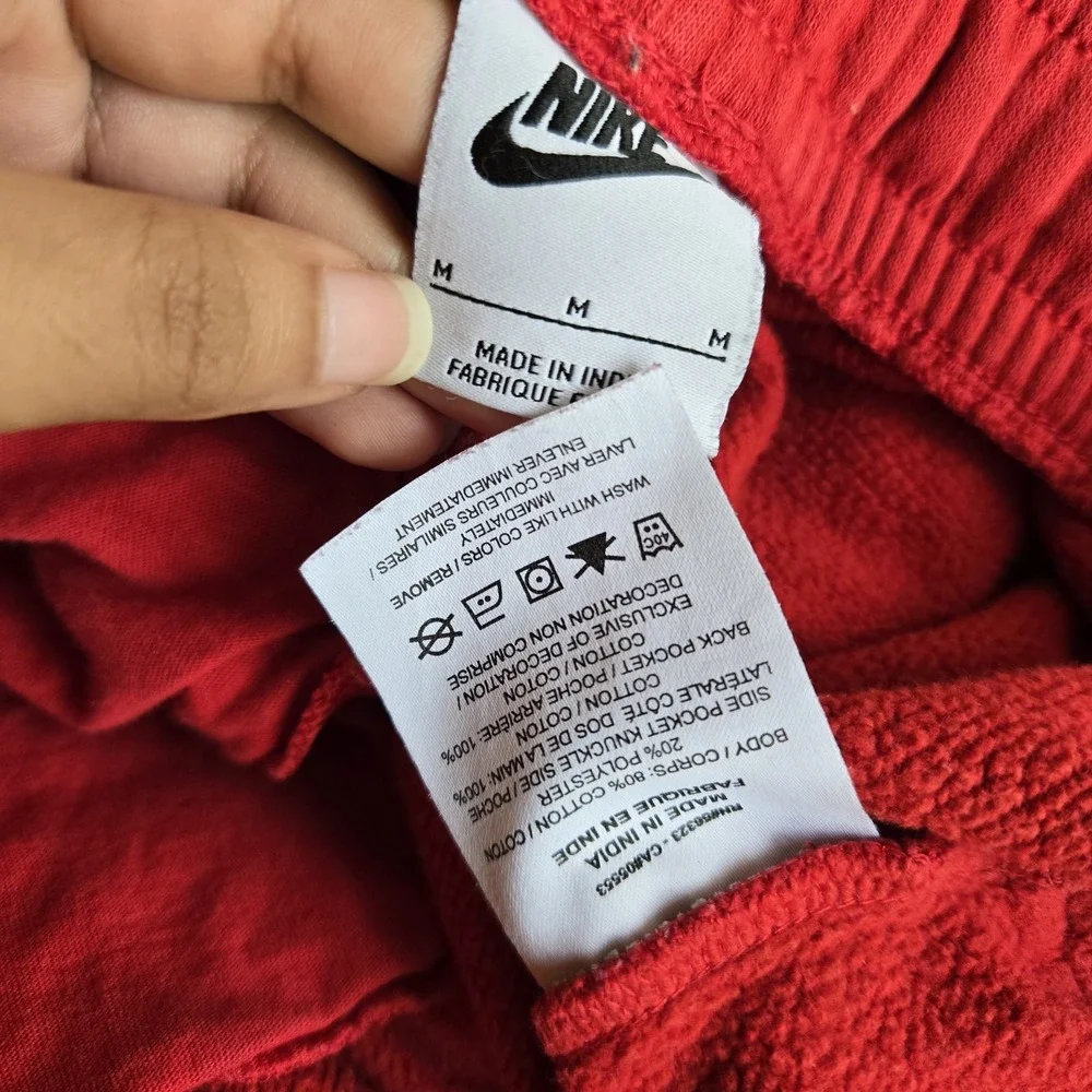 Nike Sweatpants Mens Medium Red Club Fleece Joggers Swoosh Logo